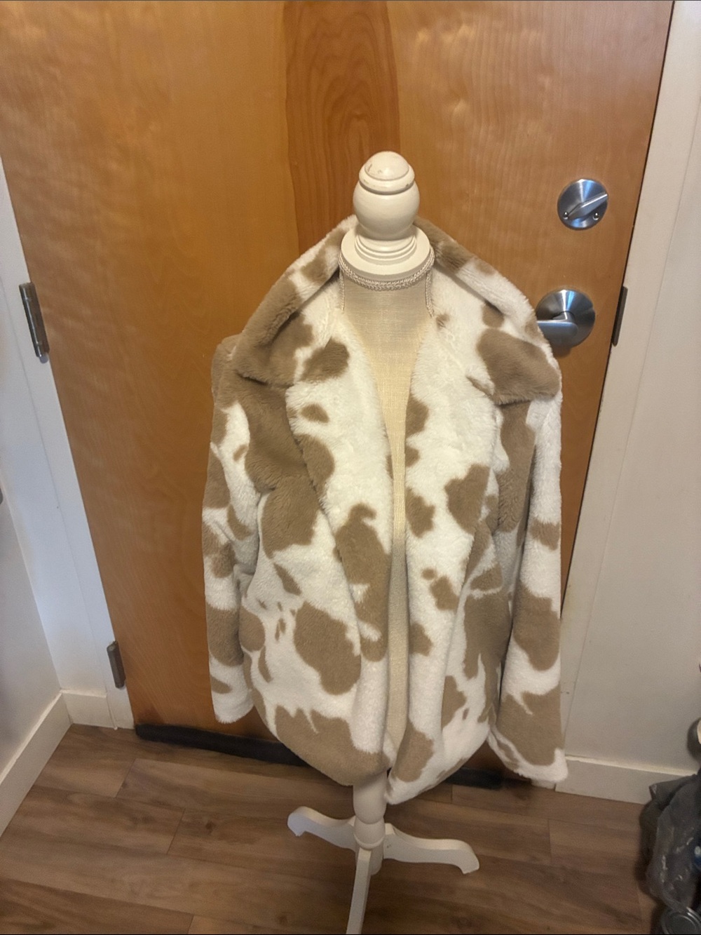 Cozy Cream & Tan Faux Shearling Teddy Jacket